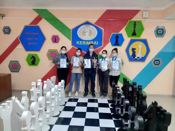 Қалалық "Тоғызқұмалақ " ойынынан жүлделі 2 орын алды.