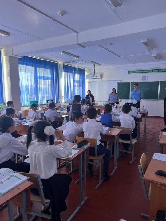 Жасөспірімдер арасында құқық бұзушылықтар мен қылмыстардың алдын-алу, сонымен қатар темір жолдар бойындағы қауіпсіздік шараларын сақтау мәселелері бойынша мектеп оқушылары арасында түсіндіру жұмыстарын жүргізді.